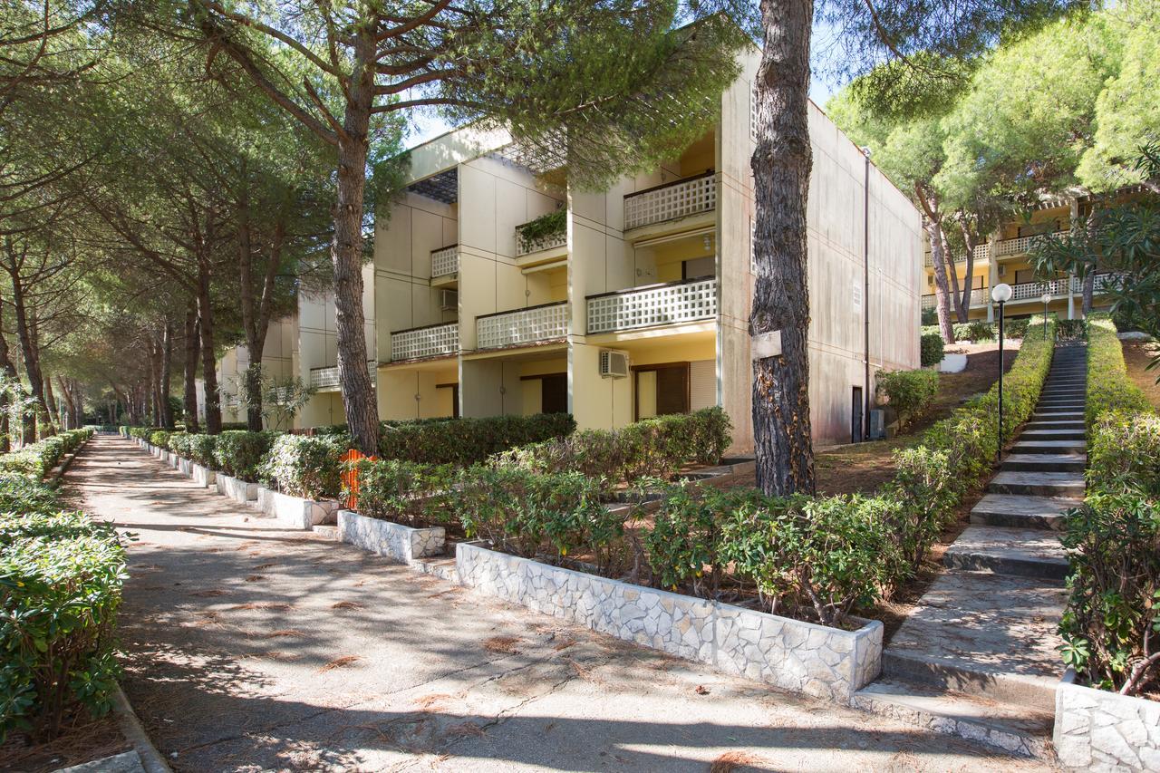 Residence Julia Peschici Exterior photo